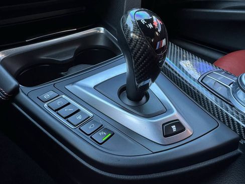 Used 2018 BMW M3 RWD image 29