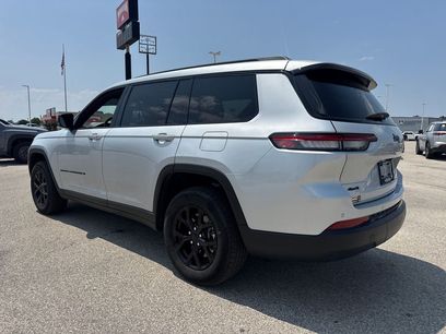 Used 2025 Jeep Grand Cherokee L Altitude