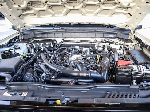 New 2025 Ford Bronco Outer Banks w/ Sasquatch Package image 26