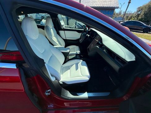 Used 2020 Tesla Model S AWD image 31