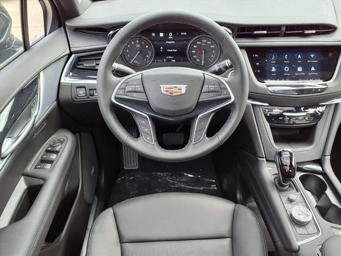 New 2026 Cadillac XT5 Premium Luxury w/ Driver Assist Package AWD/4WD image 10