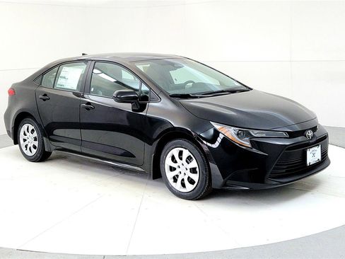 New 2026 Toyota Corolla LE image 7