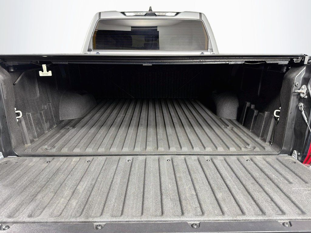 Used 2022 Toyota Tundra SR5 AWD/4WD image 23