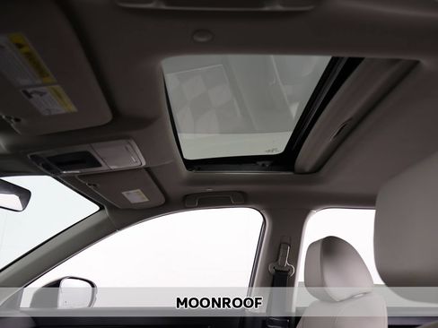 Used 2024 Honda CR-V EX-L image 3