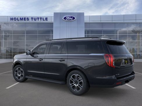 New 2026 Ford Expedition Max Active RWD image 4