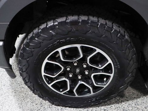 Used 2022 Ford F150 XLT w/ Equipment Group 302A High image 11