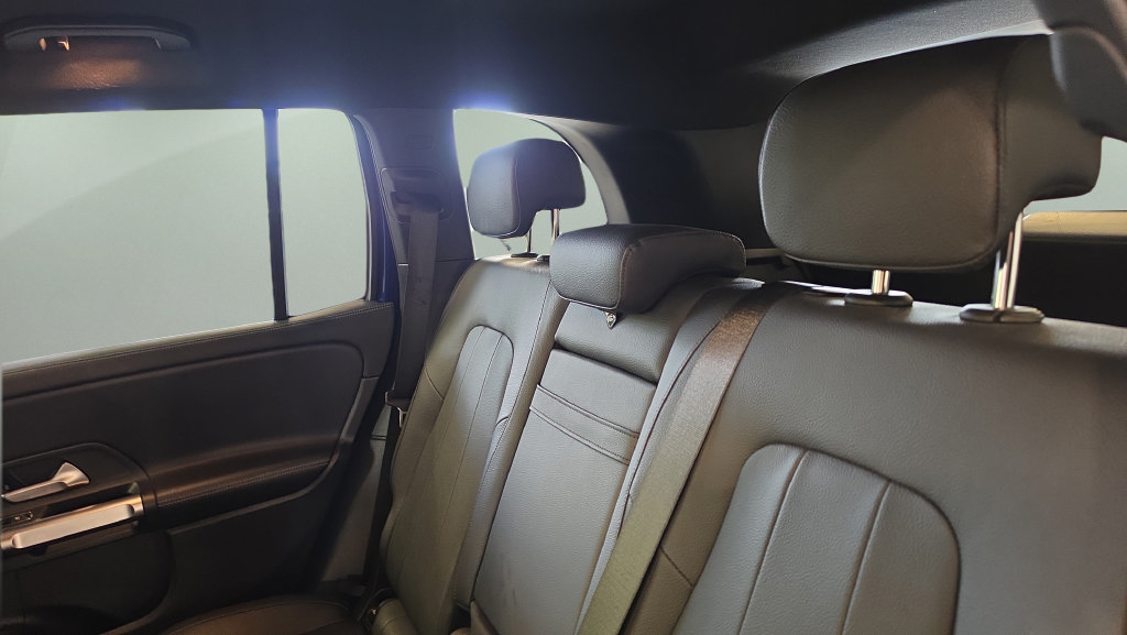 Used 2020 Mercedes-Benz GLB 250 4MATIC image 20