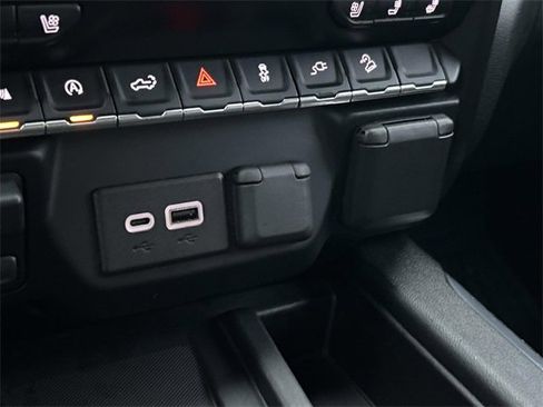 Used 2019 GMC Sierra 1500 AT4 image 35