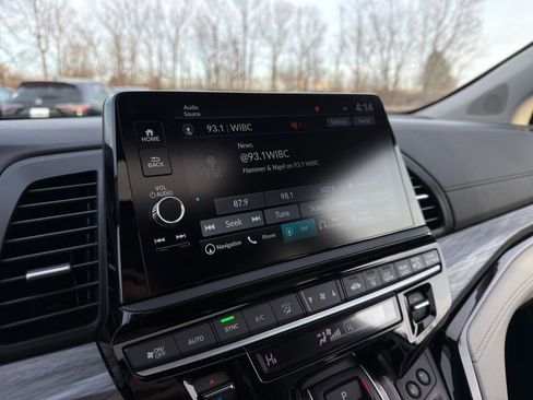 Used 2026 Honda Odyssey Elite image 31