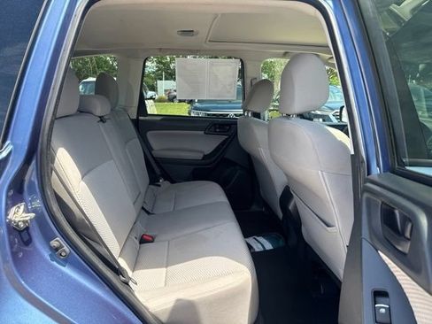 Used 2017 Subaru Forester 2.5i Premium AWD/4WD image 13