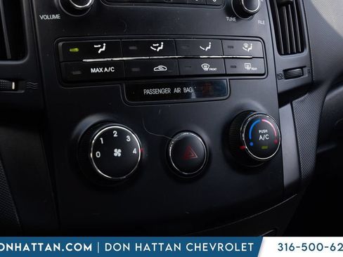 Used 2009 Hyundai Elantra FWD image 7