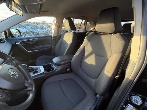 Used 2024 Toyota RAV4 LE image 13