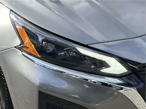 Certified 2024 Nissan Altima 2.5 S FWD image 13