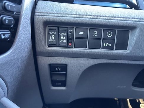 Used 2024 Honda Odyssey Touring image 44