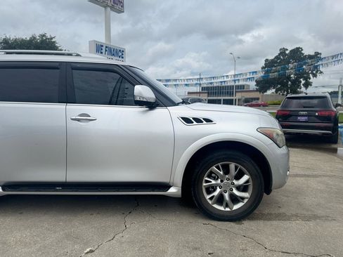 Used 2013 INFINITI QX56 4WD w/ Theater Pkg image 16