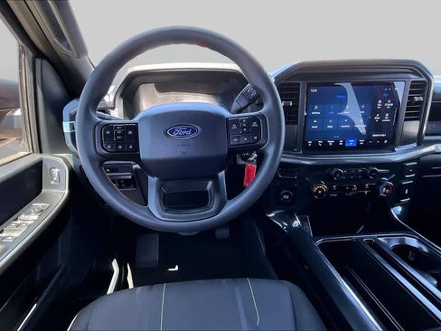 Used 2025 Ford F150 STX RWD image 6