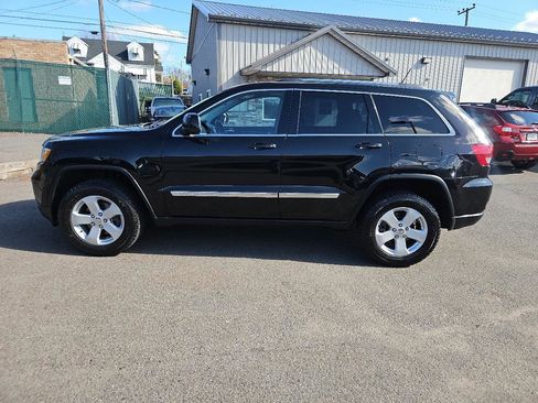 Used 2012 Jeep Grand Cherokee Laredo image 6