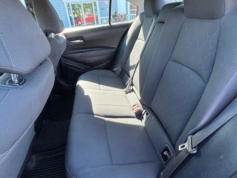 Used 2020 Toyota Corolla LE FWD image 19