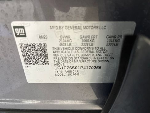 Used 2023 Chevrolet Bolt EUV Premier w/ Super Cruise Package FWD image 24