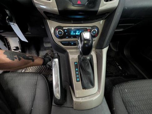 Used 2012 Ford Focus SEL FWD image 34
