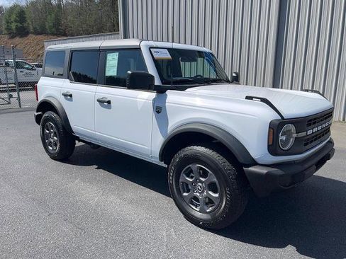 Certified 2025 Ford Bronco Big Bend image 4