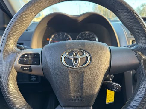 Used 2013 Toyota Corolla S w/ Premium Pkg image 11