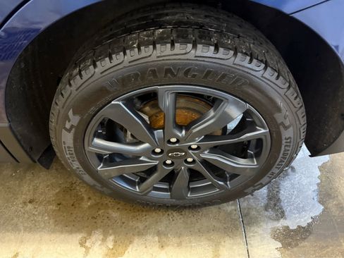 Used 2022 Chevrolet Equinox RS image 34