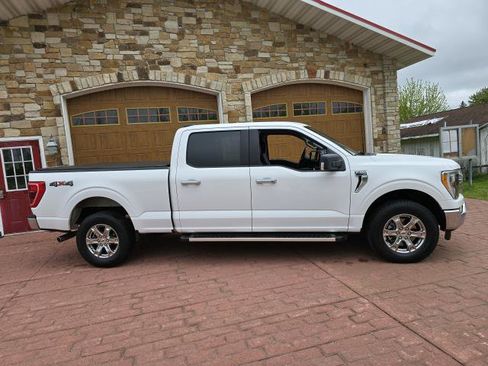 Used 2022 Ford F150 XLT w/ Equipment Group 302A High AWD/4WD image 2