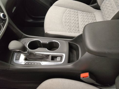 Used 2023 Chevrolet Equinox LT w/ Driver Convenience Package AWD/4WD image 26