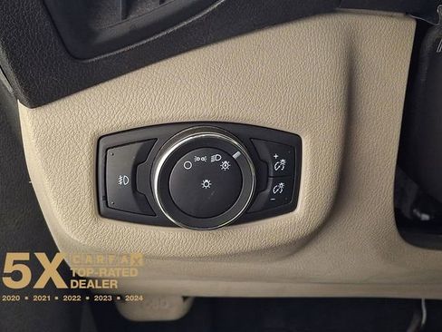 Used 2015 Ford Transit Connect Titanium image 28