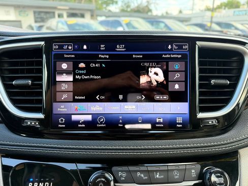 Used 2021 Chrysler Pacifica Limited w/ Premium & Safety Sphere Group AWD/4WD image 36