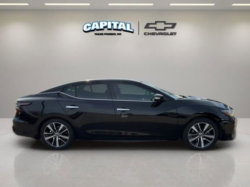 Used 2020 Nissan Maxima 3.5 SL w/ Floor Mat Group image 6