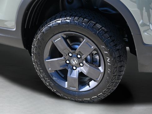 Certified 2026 Honda Ridgeline TrailSport image 38