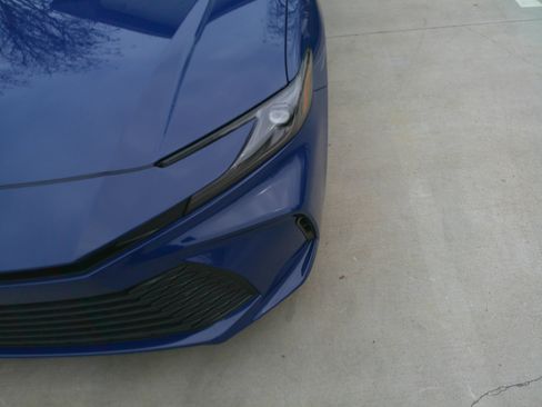 Used 2025 Toyota Camry LE image 7