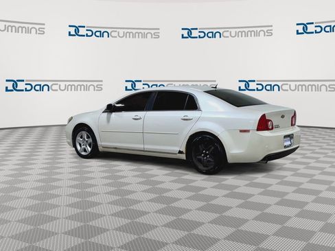 Used 2011 Chevrolet Malibu LT FWD image 7