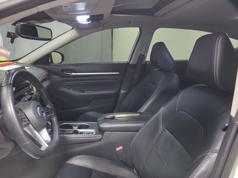 Used 2019 Nissan Altima 2.0 Edition One image 13