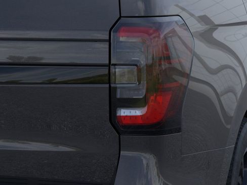 Certified 2024 Ford Expedition Limited image 64