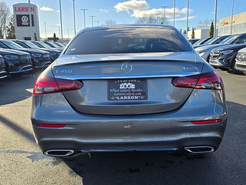 Used 2023 Mercedes-Benz E 450 4MATIC Sedan image 5