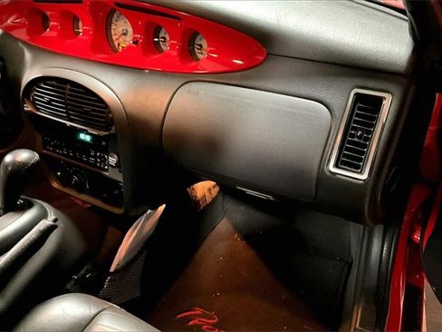 Used 1999 Plymouth Prowler Base image 29