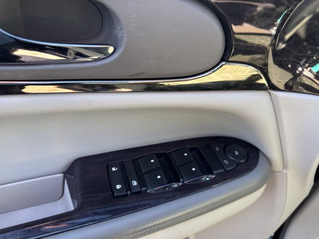 Used 2017 Buick Enclave Convenience FWD image 7