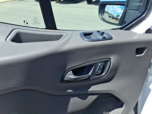 Certified 2025 Ford Transit 250 Low Roof w/ Exterior Upgrade Package RWD image 11