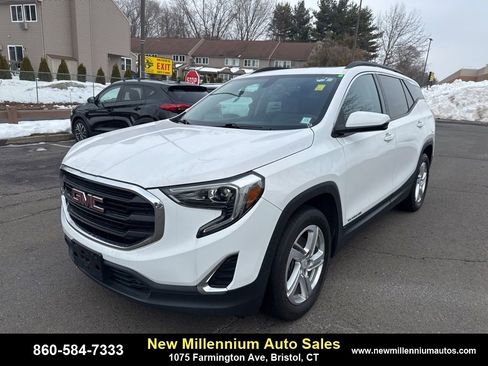 Used 2019 GMC Terrain SLE image 3
