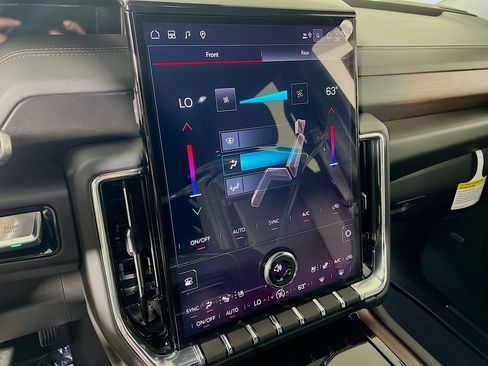 New 2026 GMC Yukon XL Denali w/ Denali Reserve Package image 13