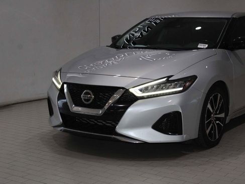 Used 2021 Nissan Maxima 3.5 SV w/ Floor Mat Group image 2