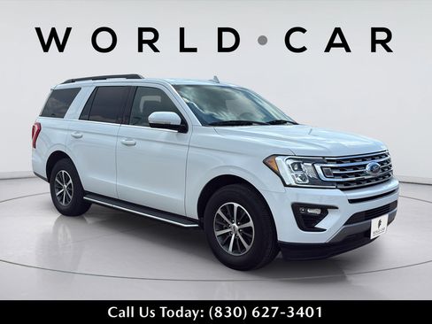 Used 2019 Ford Expedition XLT w/ Equipment Group 202A RWD image 2