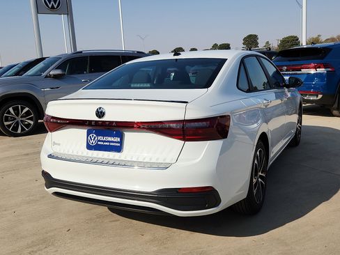 New 2026 Volkswagen Jetta Sport image 7