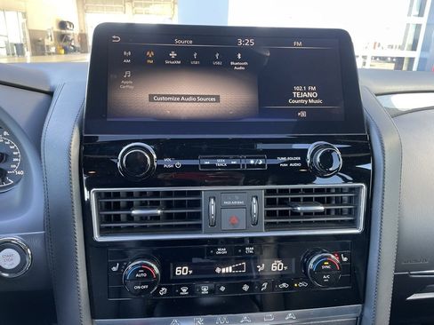 Certified 2022 Nissan Armada SL w/ Midnight Edition Package image 17