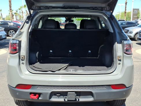 Used 2022 Jeep Compass Trailhawk w/ Trailer Tow Group AWD/4WD image 11