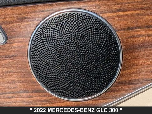 Used 2022 Mercedes-Benz GLC 300 4MATIC image 13