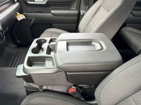 Used 2024 Chevrolet Silverado 1500 LT AWD/4WD image 17